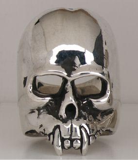 Skull Ring with Fangs-SS - Click Image to Close